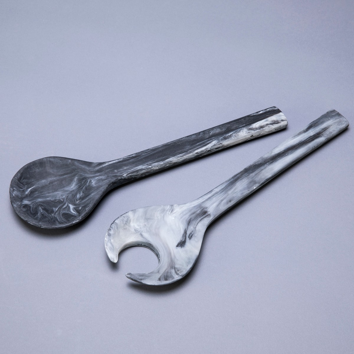Classic Salad Servers Black Swirl