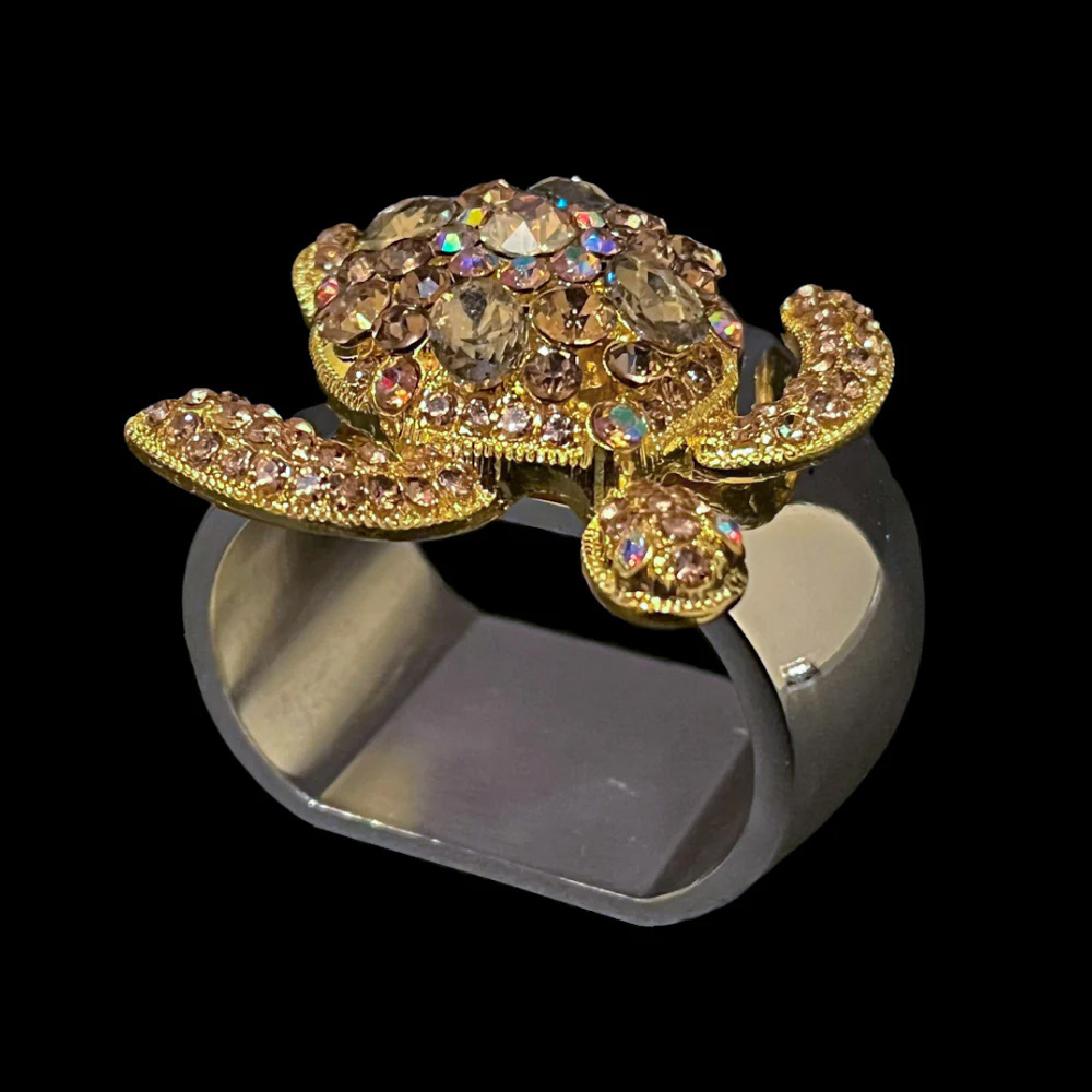 Isabella Adams Sea Turtle Napkin Ring Featuring Topaz Premium Crystal